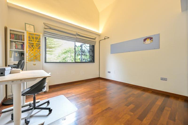 Greenleaf Place, Greenleaf Place, Tanglin / Holland / Bukit Timah, 4 Bedrooms, 3,563 sqft, Semi-Detached House For Sale, by Ling Shek, 500269140 - Common Bedroom 2 - PropertyGuru.com.sg