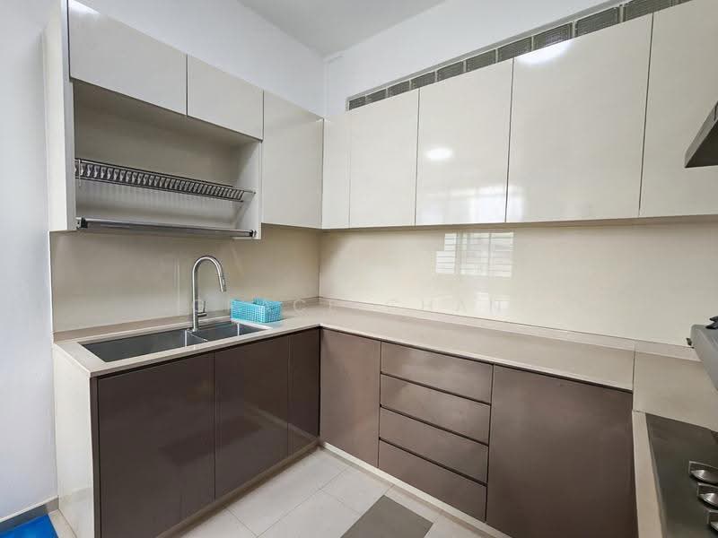 Goldhill Towers, 38 Goldhill Avenue, Newton / Novena, 3 Bedrooms, 1,550 sqft, Apartment For Rent, by Grace Chan, 500269151 - PropertyGuru.com.sg