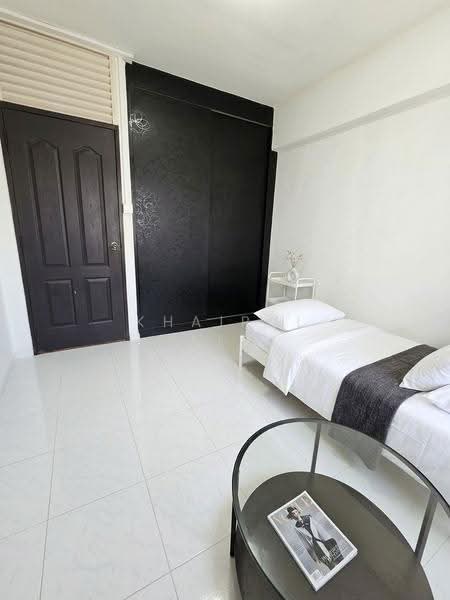 747 Jurong West Street 73, 747 Jurong West Street 73, Boon Lay / Jurong / Tuas, 3 Bedrooms, 1,162 sqft, HDB Flat For Sale, by Khairul Jalal, 500269174 - Bedroom - PropertyGuru.com.sg