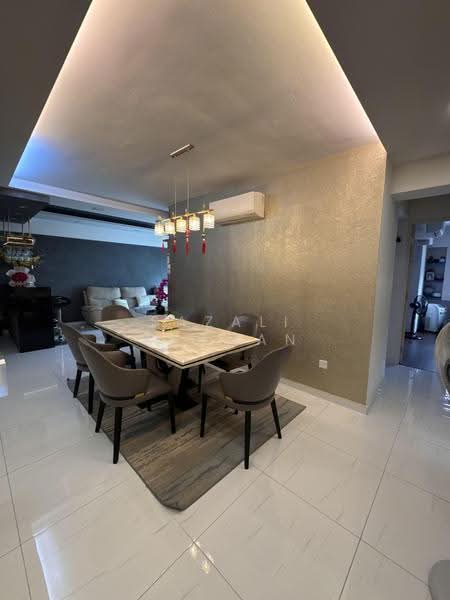 109A Edgedale Plains, 109A Edgedale Plains, Hougang / Punggol / Sengkang, 3 Bedrooms, 1,184 sqft, HDB Flat For Sale, by Sazali Sarwan, 500269187 - Dining Room - PropertyGuru.com.sg