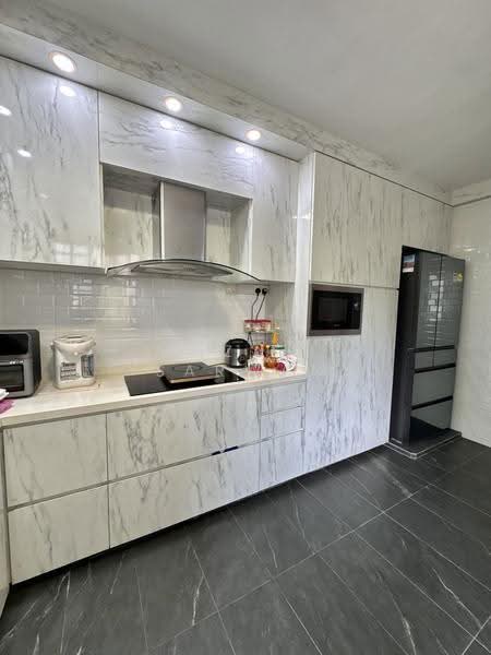 109A Edgedale Plains, 109A Edgedale Plains, Hougang / Punggol / Sengkang, 3 Bedrooms, 1,184 sqft, HDB Flat For Sale, by Sazali Sarwan, 500269187 - Kitchen - PropertyGuru.com.sg