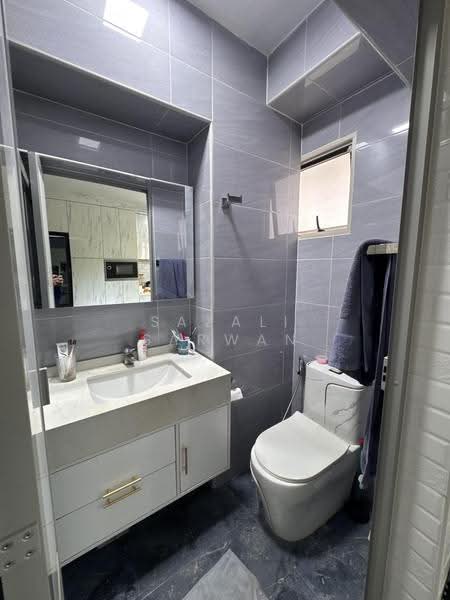 109A Edgedale Plains, 109A Edgedale Plains, Hougang / Punggol / Sengkang, 3 Bedrooms, 1,184 sqft, HDB Flat For Sale, by Sazali Sarwan, 500269187 - Bathroom - PropertyGuru.com.sg