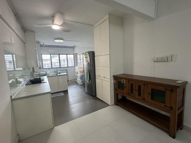 211 New Upper Changi Road, 211 New Upper Changi Road, Bedok / Upper East Coast, 2 Bedrooms, 721 sqft, HDB Flat For Sale, by Tammy Ho, 500269190 - Kitchen - PropertyGuru.com.sg