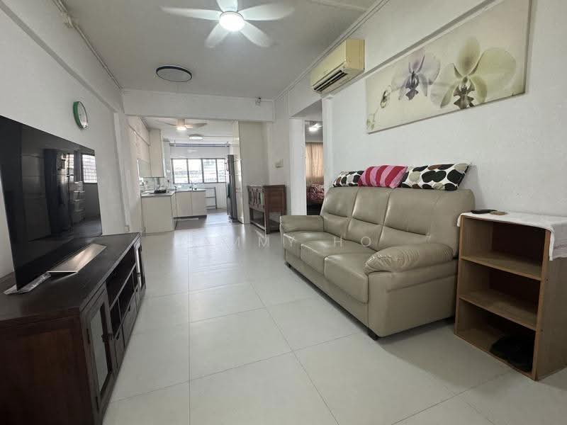 211 New Upper Changi Road, 211 New Upper Changi Road, Bedok / Upper East Coast, 2 Bedrooms, 721 sqft, HDB Flat For Sale, by Tammy Ho, 500269190 - Living Room - PropertyGuru.com.sg