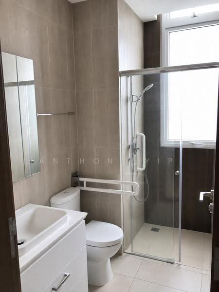 The Hillford, 174 Jalan Jurong Kechil, Clementi Park / Upper Bukit Timah, 2 Bedrooms, 657 sqft, Condominium For Sale, by Anthony Yip, 500269196 - Bathroom - PropertyGuru.com.sg