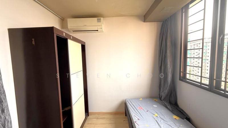106 Serangoon North Avenue 1, 106 Serangoon North Avenue 1, Hougang / Punggol / Sengkang, 2 Bedrooms, 743 sqft, HDB Flat For Rent, by Steven Choo, 500269198 - Bedroom - PropertyGuru.com.sg