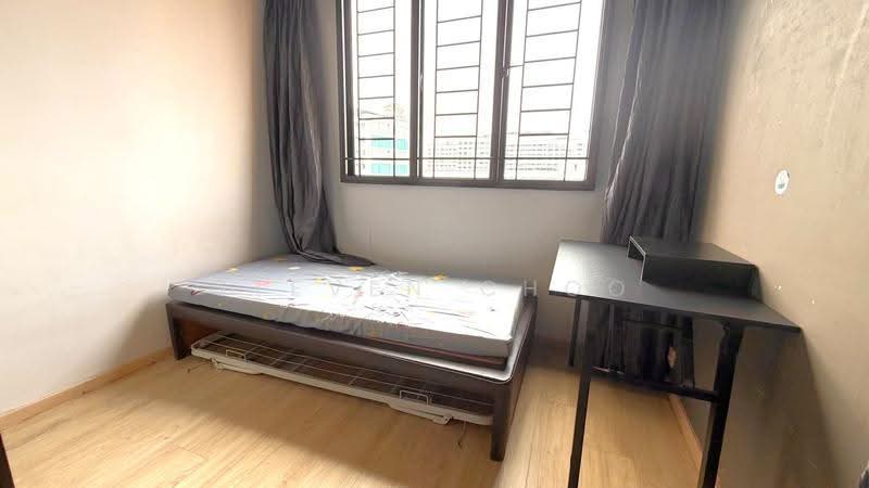 106 Serangoon North Avenue 1, 106 Serangoon North Avenue 1, Hougang / Punggol / Sengkang, 2 Bedrooms, 743 sqft, HDB Flat For Rent, by Steven Choo, 500269198 - Bedroom - PropertyGuru.com.sg