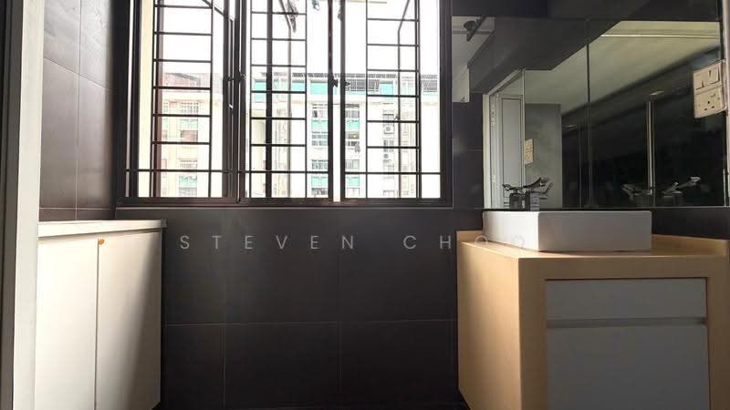106 Serangoon North Avenue 1, 106 Serangoon North Avenue 1, Hougang / Punggol / Sengkang, 2 Bedrooms, 743 sqft, HDB Flat For Rent, by Steven Choo, 500269198 - Bathroom - PropertyGuru.com.sg