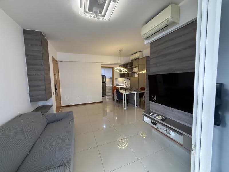 The Tampines Trilliant, 27 Tampines Central 7, Pasir Ris / Tampines, 3 Bedrooms, 1,001 sqft, Condominium For Sale, by Daniel Lim, 500269201 - Living Room - PropertyGuru.com.sg
