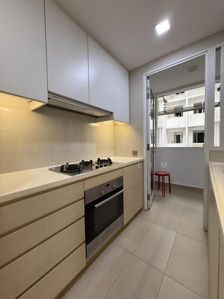 The Tampines Trilliant, 27 Tampines Central 7, Pasir Ris / Tampines, 3 Bedrooms, 1,001 sqft, Condominium For Sale, by Daniel Lim, 500269201 - Kitchen - PropertyGuru.com.sg