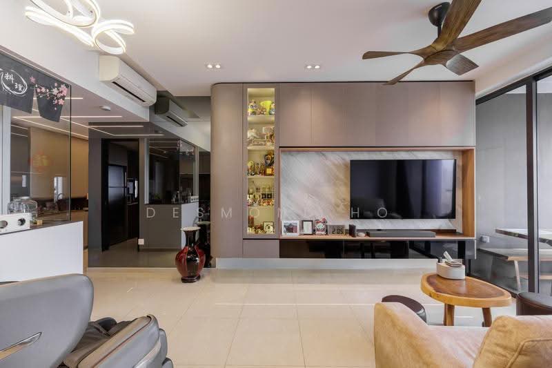 Whistler Grand, 109 West Coast Vale, Buona Vista / West Coast / Clementi New Town, 3 Bedrooms, 1,066 sqft, Condominium For Sale, by Desmond Ho, 500269218 - Living Room - PropertyGuru.com.sg
