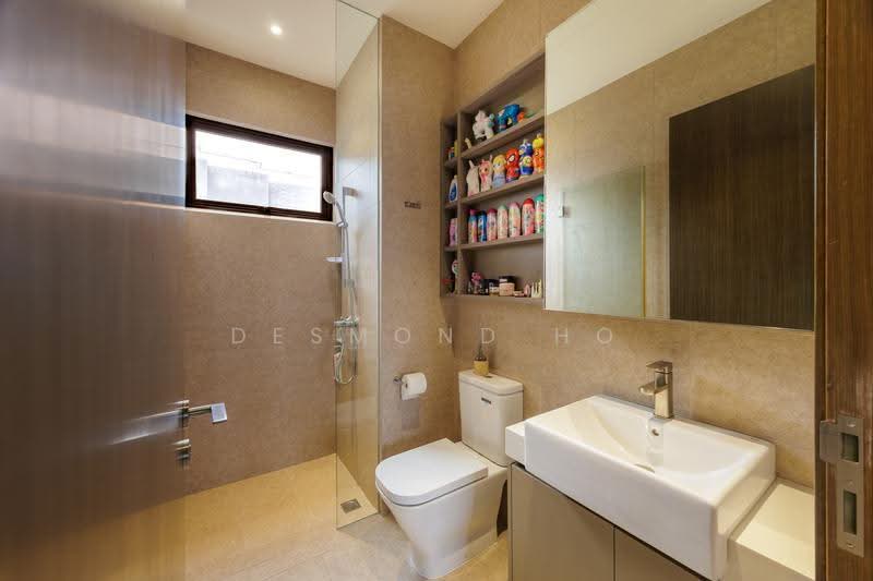 Grandeur Park Residences, 5 Bedok South Avenue 3, Bedok / Upper East Coast, 5 Bedrooms, 1,744 sqft, Condominium For Sale, by Desmond Ho, 500269230 - Common Bathroom - PropertyGuru.com.sg