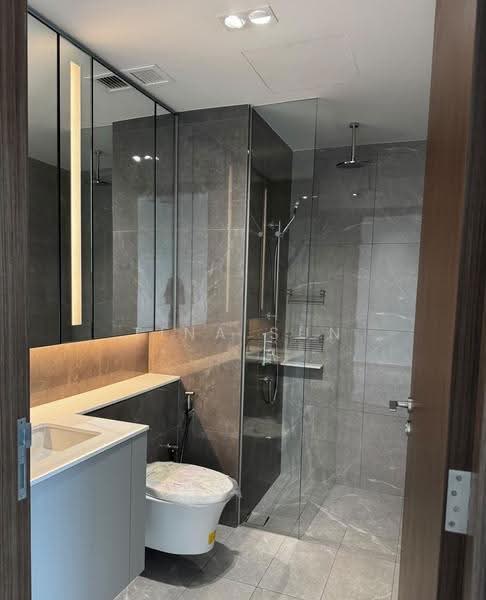 Grand Dunman, 16 Dunman Road, East Coast / Marine Parade, 3 Bedrooms, 926 sqft, Condominium For Rent, by Tina Sun, 500269238 - Bathroom - PropertyGuru.com.sg