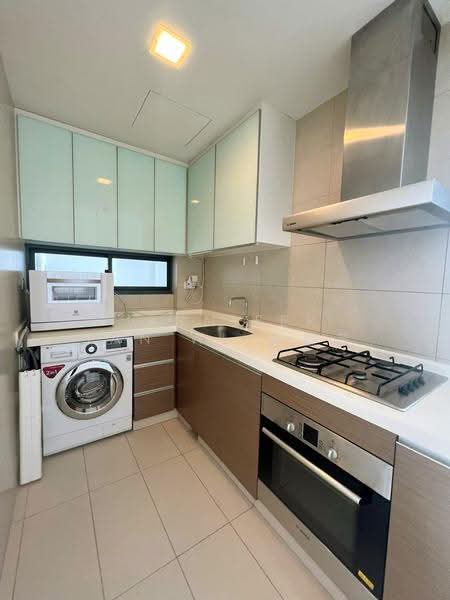 Montebleu, 8 Minbu Road, Newton / Novena, 2 Bedrooms, 850 sqft, Condominium For Sale, by Jennifer Tan WL 陈慧莲, 500269240 - Kitchen - PropertyGuru.com.sg