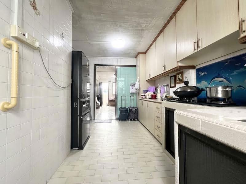 506 Bukit Batok Street 52, 506 Bukit Batok Street 52, Dairy Farm / Bukit Panjang / Choa Chu Kang, 2 Bedrooms, 645 sqft, HDB Flat For Sale, by Reene Tok, 500269244 - Kitchen - PropertyGuru.com.sg