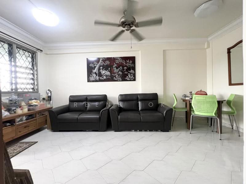 506 Bukit Batok Street 52, 506 Bukit Batok Street 52, Dairy Farm / Bukit Panjang / Choa Chu Kang, 2 Bedrooms, 645 sqft, HDB Flat For Sale, by Reene Tok, 500269244 - Living Room - PropertyGuru.com.sg
