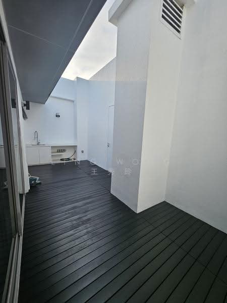 Silversea, East Coast / Marine Parade, 4 Bedrooms, 3,767 sqft, Condominium For Sale, by Ling Wong 王秀玲, 500269246 - Yard - PropertyGuru.com.sg