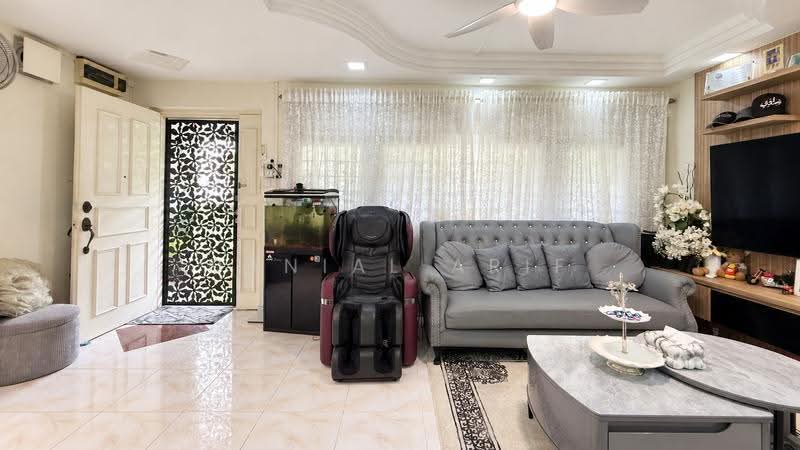 185A Rivervale Crescent, 185A Rivervale Crescent, Hougang / Punggol / Sengkang, 3 Bedrooms, 980 sqft, HDB Flat For Sale, by Danial Arif, 500269247 - Living Room - PropertyGuru.com.sg