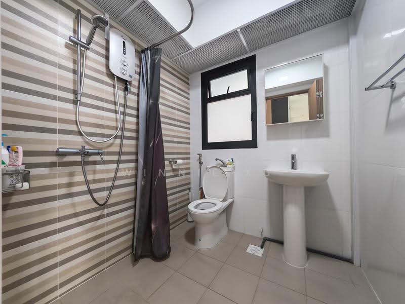 413B Northshore Drive, 413B Northshore Drive, Hougang / Punggol / Sengkang, 1 Bedroom, 506 sqft, HDB Flat For Sale, by Winnie Xu, 500269256 - Bathroom - PropertyGuru.com.sg