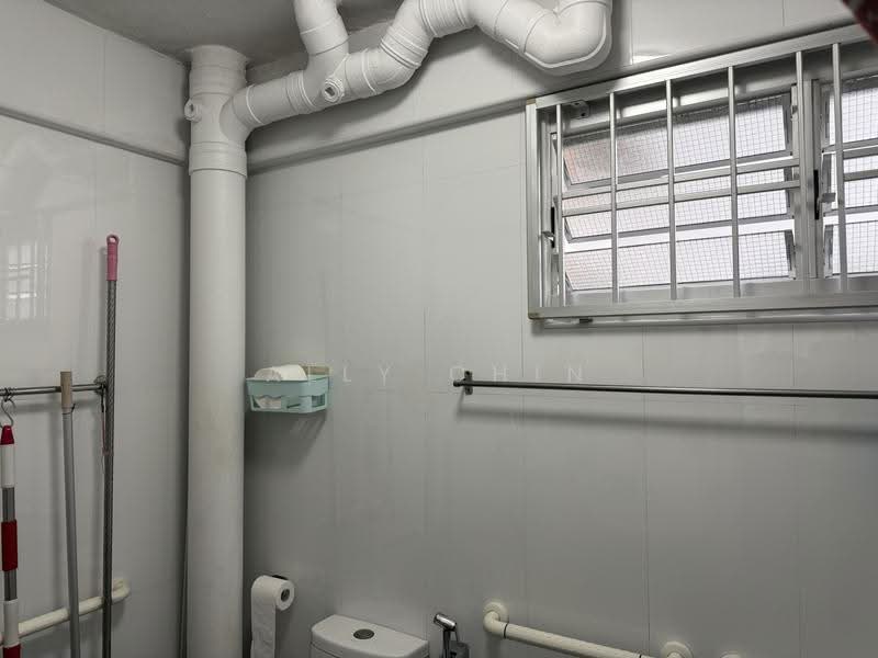 804 Yishun Ring Road, 804 Yishun Ring Road, Sembawang / Yishun, 3 Bedrooms, 1,313 sqft, HDB Flat For Sale, by Ally Chin, 500269266 - Bathroom - PropertyGuru.com.sg