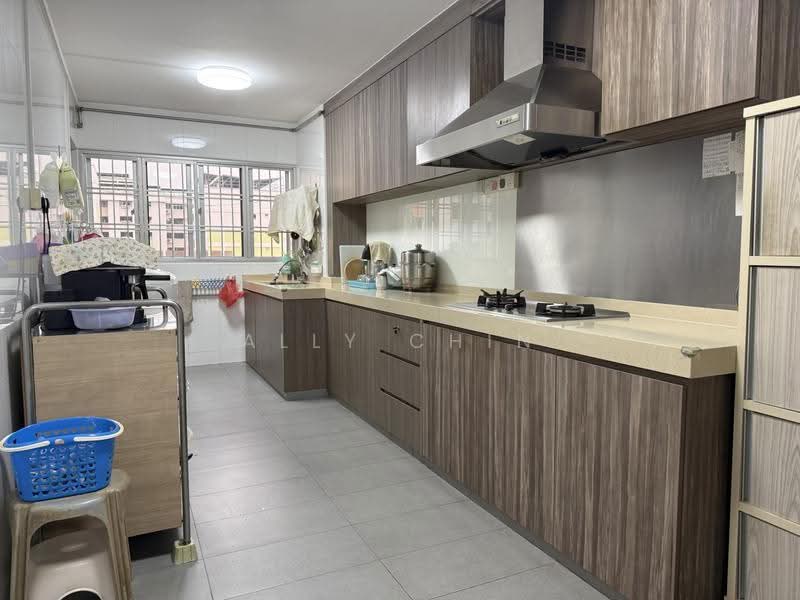 804 Yishun Ring Road, 804 Yishun Ring Road, Sembawang / Yishun, 3 Bedrooms, 1,313 sqft, HDB Flat For Sale, by Ally Chin, 500269266 - Kitchen - PropertyGuru.com.sg