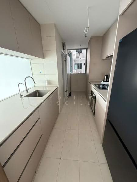 Grand Dunman, 16 Dunman Road, East Coast / Marine Parade, 3 Bedrooms, 1,119 sqft, Condominium For Rent, by Sydelle Priscilla, 500269278 - Kitchen - PropertyGuru.com.sg