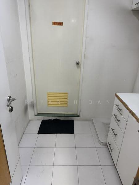 Toh Guan Centre, 21 Toh Guan Road East, Boon Lay / Jurong / Tuas, 2,433 sqft, Light Industrial (B1) For Rent, by R Parthiban, 500269286 - Interior - CommercialGuru.com.sg