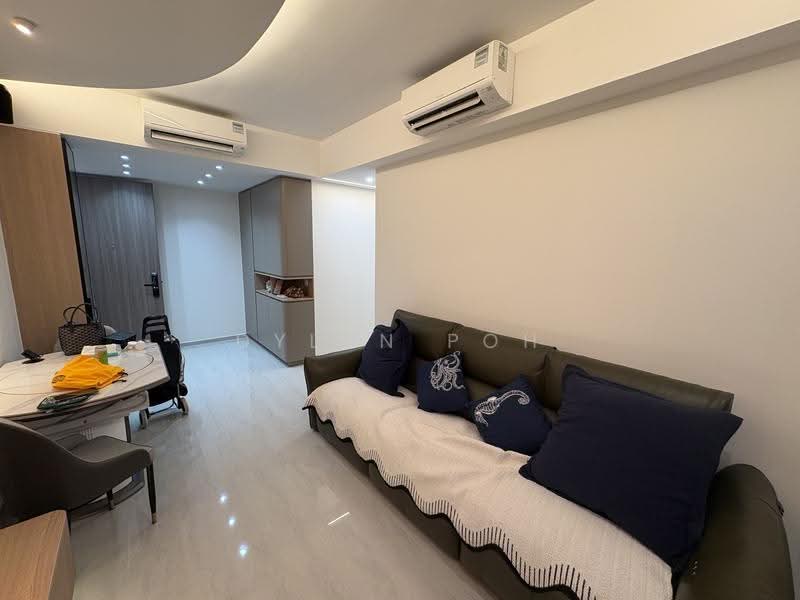 Lumina Grand, Bukit Batok West Ave. 5, Dairy Farm / Bukit Panjang / Choa Chu Kang, Room Rental, 200 sqft, Condominium For Rent, by Dylan Poh, 500269298 - Living Room - PropertyGuru.com.sg