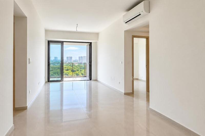 Hillock Green, 22-28 Lentor Central, Mandai / Upper Thomson, 2 Bedrooms, 624 sqft, Condominium For Sale, by Jemma Mark, 500269319 - Living Room - PropertyGuru.com.sg