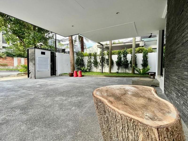 2009 Detached House Freehold, Riviera Drive, Bedok / Upper East Coast, 6 Bedrooms, 7,900 sqft, Detached House For Sale, by Joey Chua, 500269320 - Exterior - PropertyGuru.com.sg