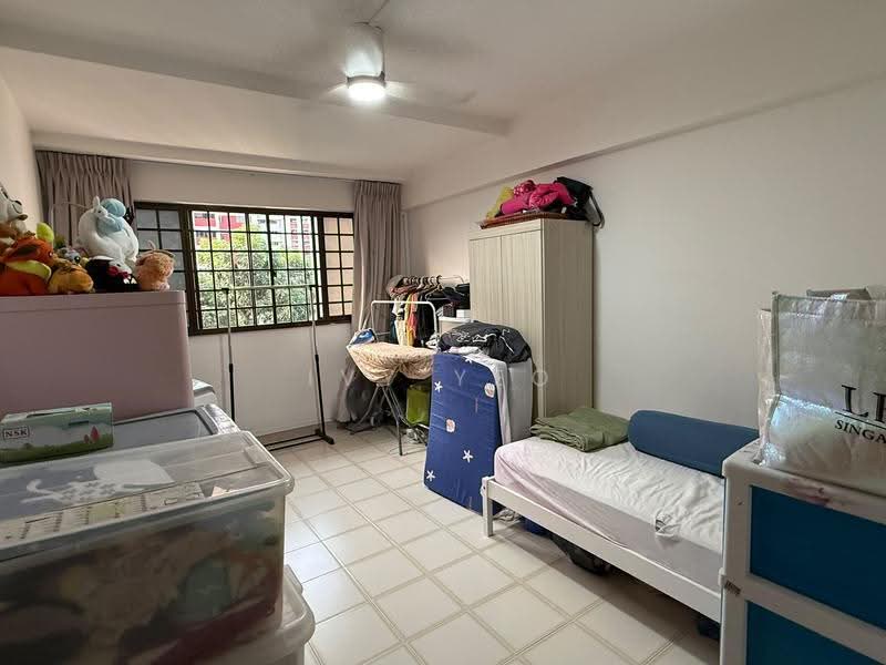 245 Hougang Street 22, 245 Hougang Street 22, Hougang / Punggol / Sengkang, 4 Bedrooms, 1,345 sqft, HDB Flat For Sale, by Ivy Yeo, 500269322 - Bedroom - PropertyGuru.com.sg