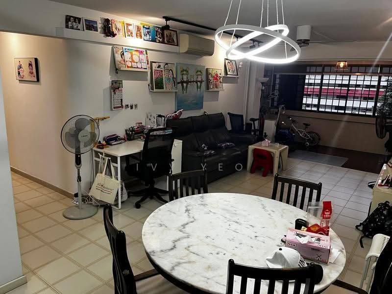 245 Hougang Street 22, 245 Hougang Street 22, Hougang / Punggol / Sengkang, 4 Bedrooms, 1,345 sqft, HDB Flat For Sale, by Ivy Yeo, 500269322 - Living Room - PropertyGuru.com.sg