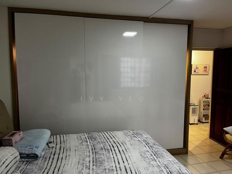 245 Hougang Street 22, 245 Hougang Street 22, Hougang / Punggol / Sengkang, 4 Bedrooms, 1,345 sqft, HDB Flat For Sale, by Ivy Yeo, 500269322 - Bedroom - PropertyGuru.com.sg