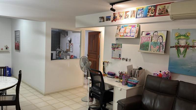245 Hougang Street 22, 245 Hougang Street 22, Hougang / Punggol / Sengkang, 4 Bedrooms, 1,345 sqft, HDB Flat For Sale, by Ivy Yeo, 500269322 - Living Room - PropertyGuru.com.sg