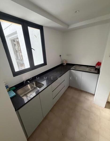 Parkview Apartments, 1 Bukit Batok Street 25, Dairy Farm / Bukit Panjang / Choa Chu Kang, 3 Bedrooms, 1,119 sqft, Apartment For Rent, by Summer Xia, 500269324 - Kitchen - PropertyGuru.com.sg