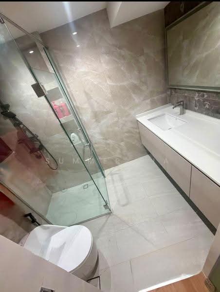 Parkview Apartments, 1 Bukit Batok Street 25, Dairy Farm / Bukit Panjang / Choa Chu Kang, 3 Bedrooms, 1,119 sqft, Apartment For Rent, by Summer Xia, 500269324 - Bathroom - PropertyGuru.com.sg