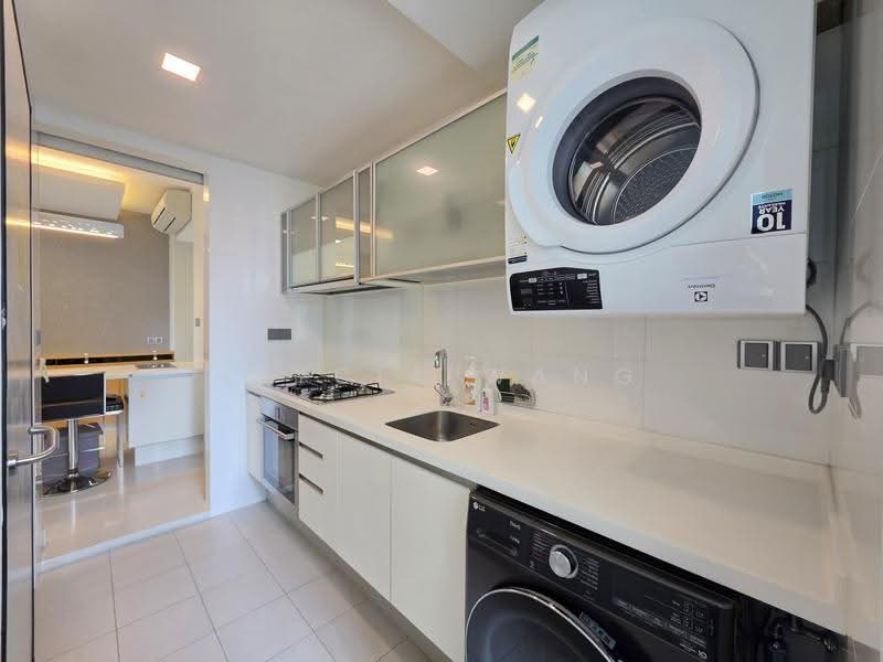 One Amber, 9 Amber Gardens, East Coast / Marine Parade, 2 Bedrooms, 958 sqft, Condominium For Sale, by Alycia Wang, 500269327 - Kitchen - PropertyGuru.com.sg
