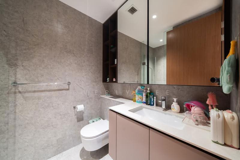 Verdale, 2 De Souza Avenue, Clementi Park / Upper Bukit Timah, 2 Bedrooms, 743 sqft, Condominium For Sale, by Beverly Tee, 500269328 - Bathroom - PropertyGuru.com.sg
