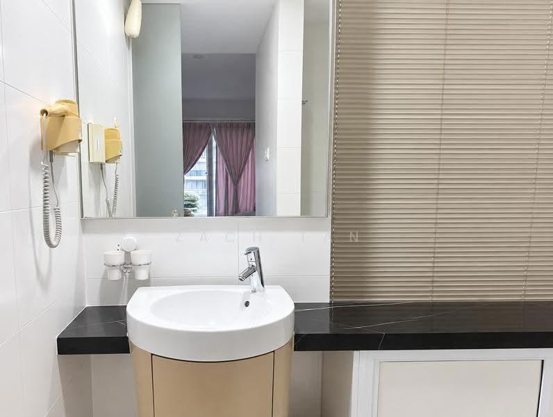 The Centris, 71 Jurong West Central 3, Boon Lay / Jurong / Tuas, 3 Bedrooms, 1,238 sqft, Apartment For Sale, by Zach Tan, 500269336 - Bathroom - PropertyGuru.com.sg