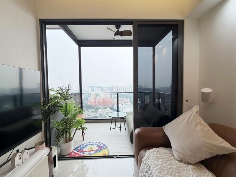 Stirling Residences, 23 Stirling Road, Alexandra / Commonwealth, 2 Bedrooms, 678 sqft, Condominium For Rent, by Sheryl Lim, 500269345 - PropertyGuru.com.sg