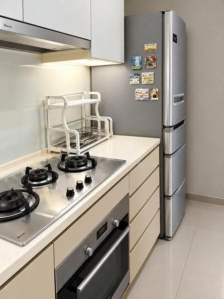 The Tampines Trilliant, 21 Tampines Central 7, Pasir Ris / Tampines, 2 Bedrooms, 827 sqft, Condominium For Rent, by Gene Pok, 500269346 - Kitchen - PropertyGuru.com.sg