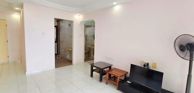 686C Jurong West Central 1, 686C Jurong West Central 1, Boon Lay / Jurong / Tuas, 3 Bedrooms, 990 sqft, HDB Flat For Sale, by Daslyn Ng, 500269347 - Living Room - PropertyGuru.com.sg