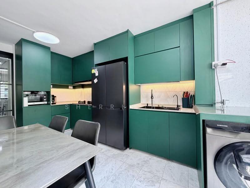 126 Yishun Street 11, 126 Yishun Street 11, Sembawang / Yishun, 2 Bedrooms, 721 sqft, HDB Flat For Sale, by Sherris Hui, 500269348 - Kitchen - PropertyGuru.com.sg