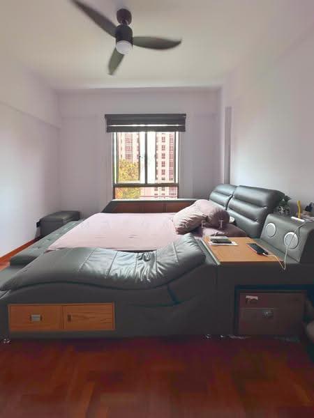 Parkview Apartments, 1 Bukit Batok Street 25, Dairy Farm / Bukit Panjang / Choa Chu Kang, 3 Bedrooms, 1,120 sqft, Apartment For Sale, by Margaret Tan, 500269365 - Bedroom - PropertyGuru.com.sg