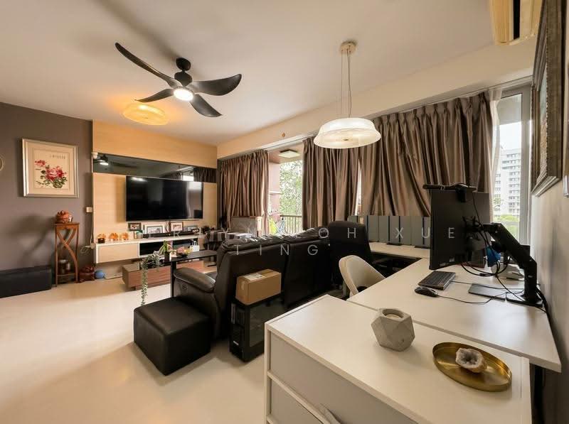 Austville Residences, 11 Sengkang East Avenue, Hougang / Punggol / Sengkang, 3 Bedrooms, 1,141 sqft, Condominium For Sale, by Cherlyn Loh Xue Ting, 500269366 - Living Room - PropertyGuru.com.sg