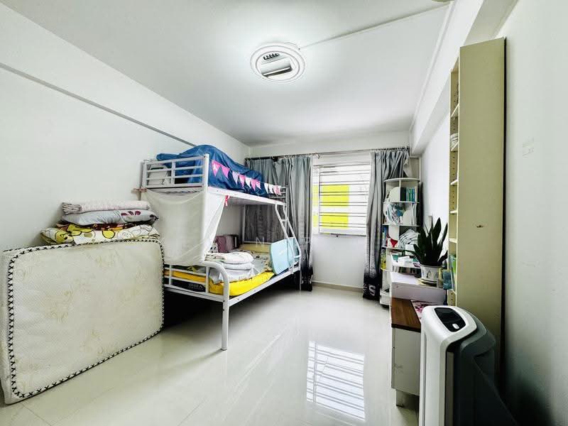646 Yishun Street 61, 646 Yishun Street 61, Sembawang / Yishun, 3 Bedrooms, 1,119 sqft, HDB Flat For Sale, by Kevin Phua, 500269367 - Bedroom - PropertyGuru.com.sg