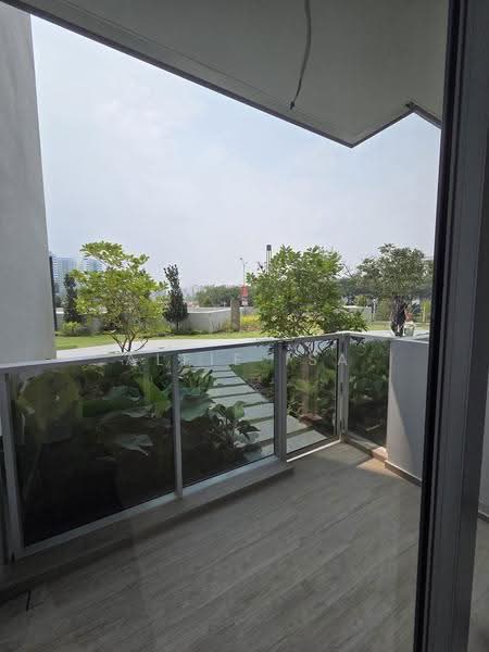 Grand Dunman, 16 Dunman Road, East Coast / Marine Parade, 1 Bedroom, 452 sqft, Condominium For Rent, by Alfie Isa, 500269380 - Balcony - PropertyGuru.com.sg