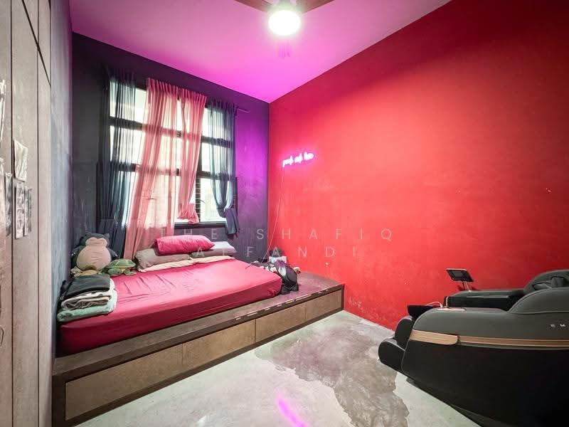 415A Northshore Drive, 415A Northshore Drive, Hougang / Punggol / Sengkang, 3 Bedrooms, 1,022 sqft, HDB Flat For Sale, by THE SHAFIQ AFFANDI, 500269383 - Master Bedroom - PropertyGuru.com.sg