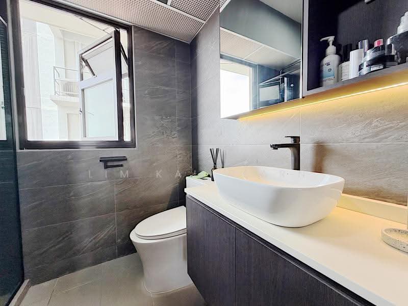 112B Alkaff Crescent, 112B Alkaff Crescent, Macpherson / Potong Pasir, 3 Bedrooms, 1,001 sqft, HDB Flat For Sale, by Lim Kai Vearn, 500269409 - Bathroom - PropertyGuru.com.sg