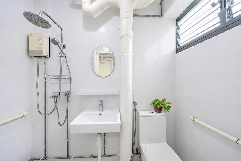 350 Yishun Avenue 11, 350 Yishun Avenue 11, Sembawang / Yishun, 3 Bedrooms, 1,119 sqft, HDB Flat For Sale, by Wes Teo, 500269413 - Bathroom - PropertyGuru.com.sg
